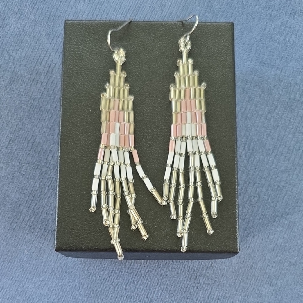 Himalayan Gems Beaded Boho Earrings in White, Silver And Pink NWT